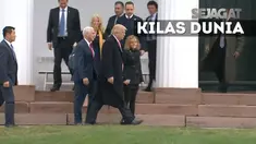 Trump rapat pembentukan kabinet, kecelakaan kereta api di India, diskusi singkat Obama dengan Putin, Pemilu Jerman.