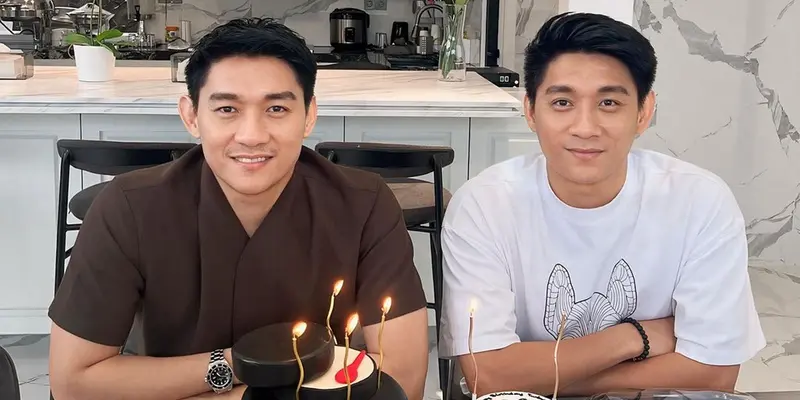 Ifan Seventeen Rayakan Ulang Tahun Bareng Saudara Kembar dan Keluarga, Seru Banget - Photo Liputan6.com