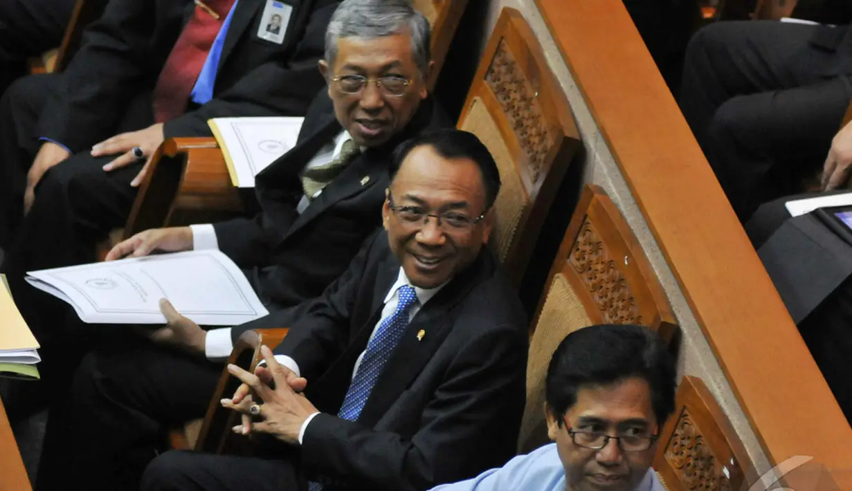 Menteri ESDM, Jero Wacik meminta masyarakat untuk tidak panik tentang langkanya BBM (Liputan6.com/Johan Tallo)