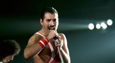 Cover Bohemian Rhapsody Pria Ini Disebut Kembaran Freddie Mercury