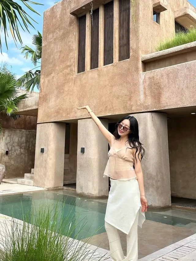 Jung Jiwoo Kakak J-Hope BTS saat Liburan ke Bali. [@mejiwoo103]