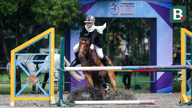 Foto: Aksi Tangkas Para Selebritas Cantik Indonesia di Atas Kuda dalam TOSI Season 3