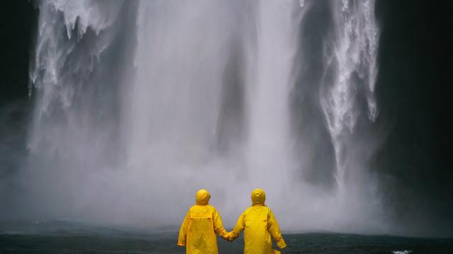 Ilustrasi air terjun  (sumber: Pixabay)