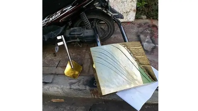 6 Kelakuan Kocak Kunci Barang Pakai Gembok Ini Bikin Ketawa