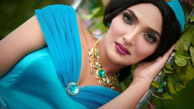 Penampilan Ashanty Berdandan ala Princess Disney (sumber: instagram/ashanty_ash)