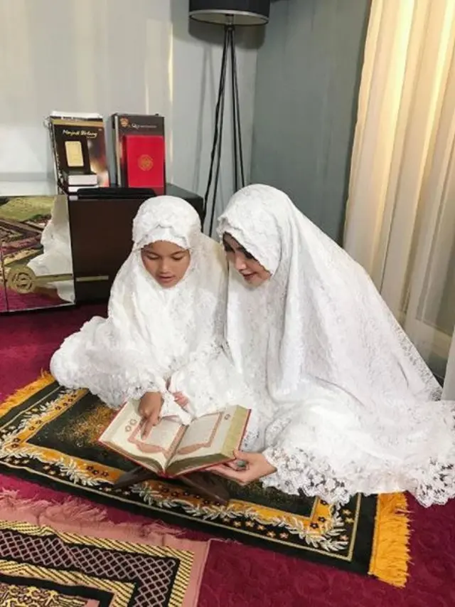 [Bintang] Fenita Arie