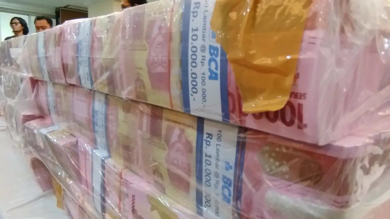 Penampakan uang palsu yang dibuat komplotan (Liputan6.com/Ady Anugrahadi)