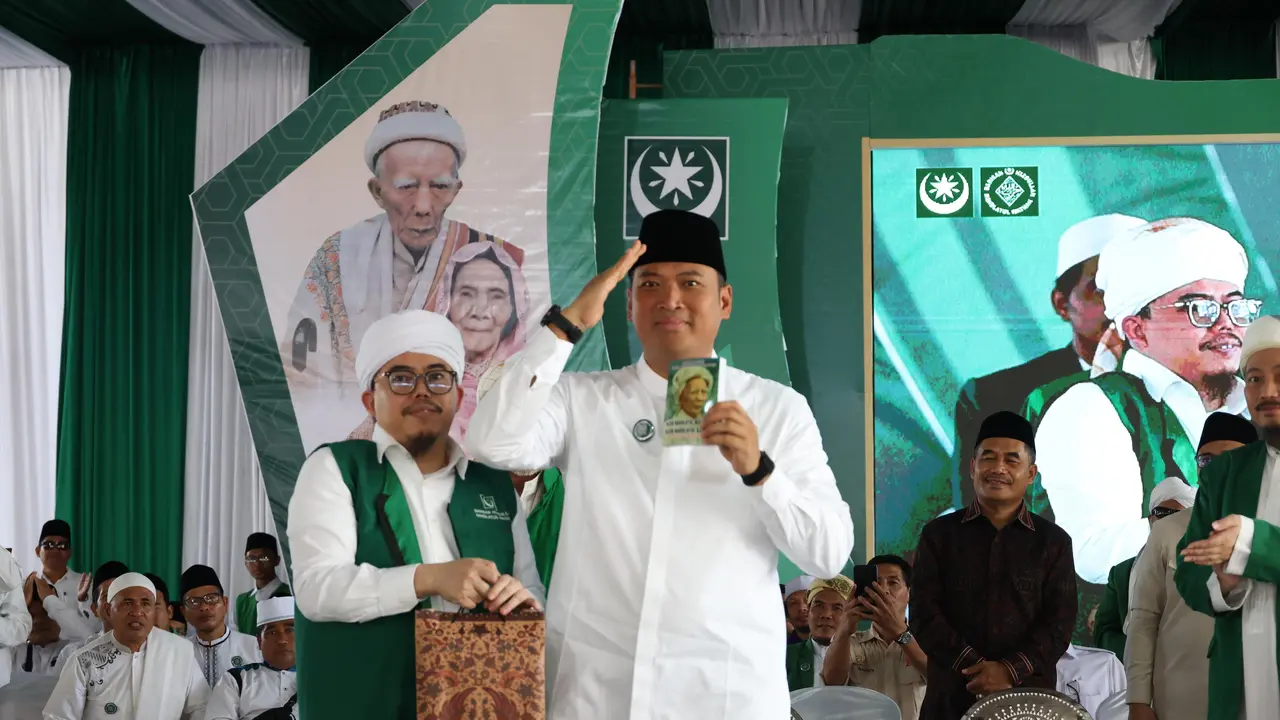 Wamentan Sudaryono Hadiri Hultah Nahdlatul Wathan, Disebut Simbol Kedekatan Pemerintah dengan Umat 