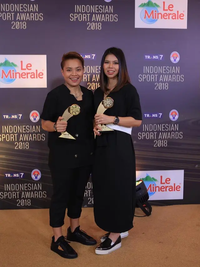 6 Potret Kompak Greysia Polii dan Apriyani Rahayu di Luar Lapangan, Gayanya Modis