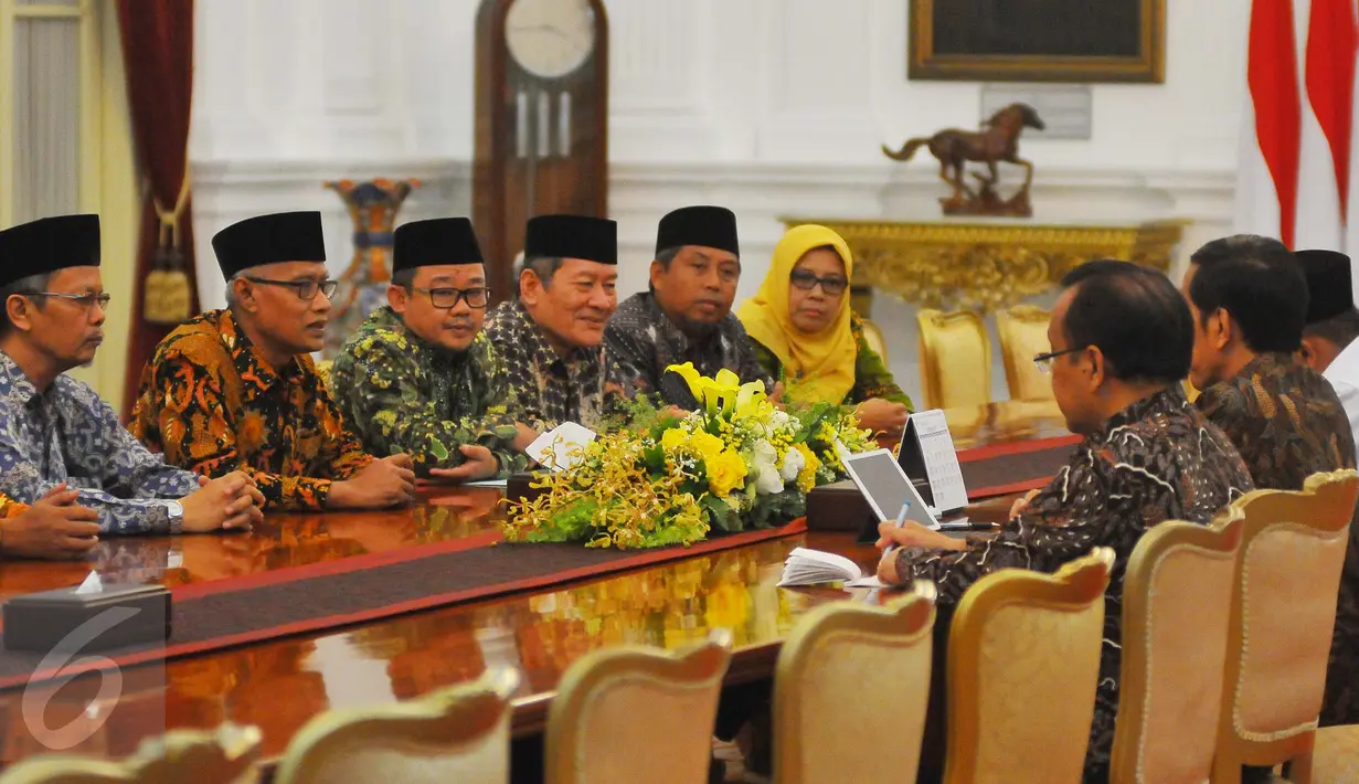 Suasana pertemuan antara PP Muhammadiyah dengan Presiden Joko Widodo di Istana Kepresidenan. Senin (13/2). (Liputan6.com/Angga Yuniar)