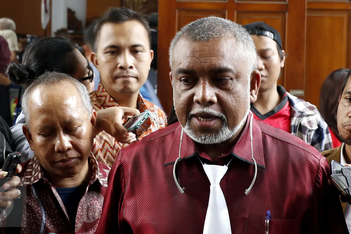 20150818-Sidang Perdana Mucikari Artis RA-Jakarta