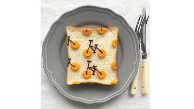 Bermodalkan Roti Tawar, Wanita Ini Buat 7 Lukisan dengan Detail Menakjubkan