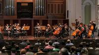 Singapore Symphony Orchestra sediakan Juru Bahasa Isyarat untuk penonton Tuli. Foto tangkapan layar Instagram @singaporesymphony