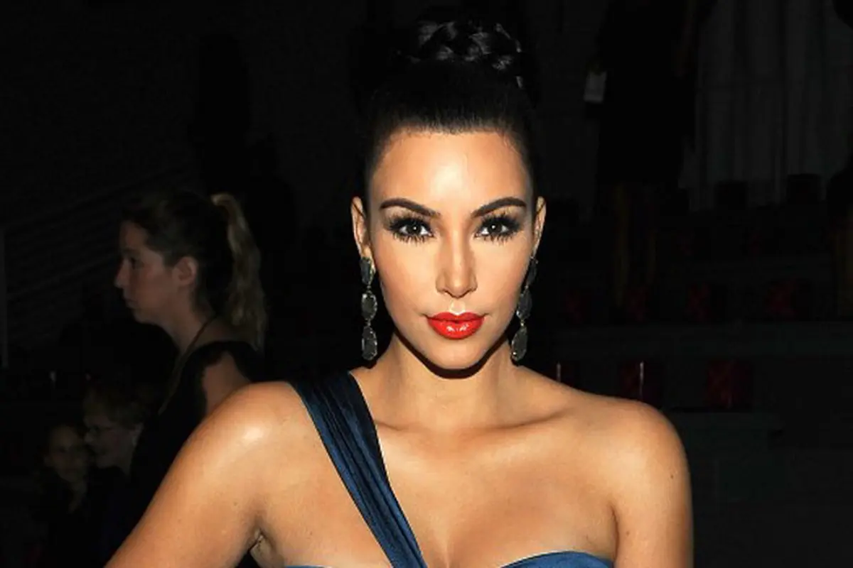 [Bintang] Kim kardashian