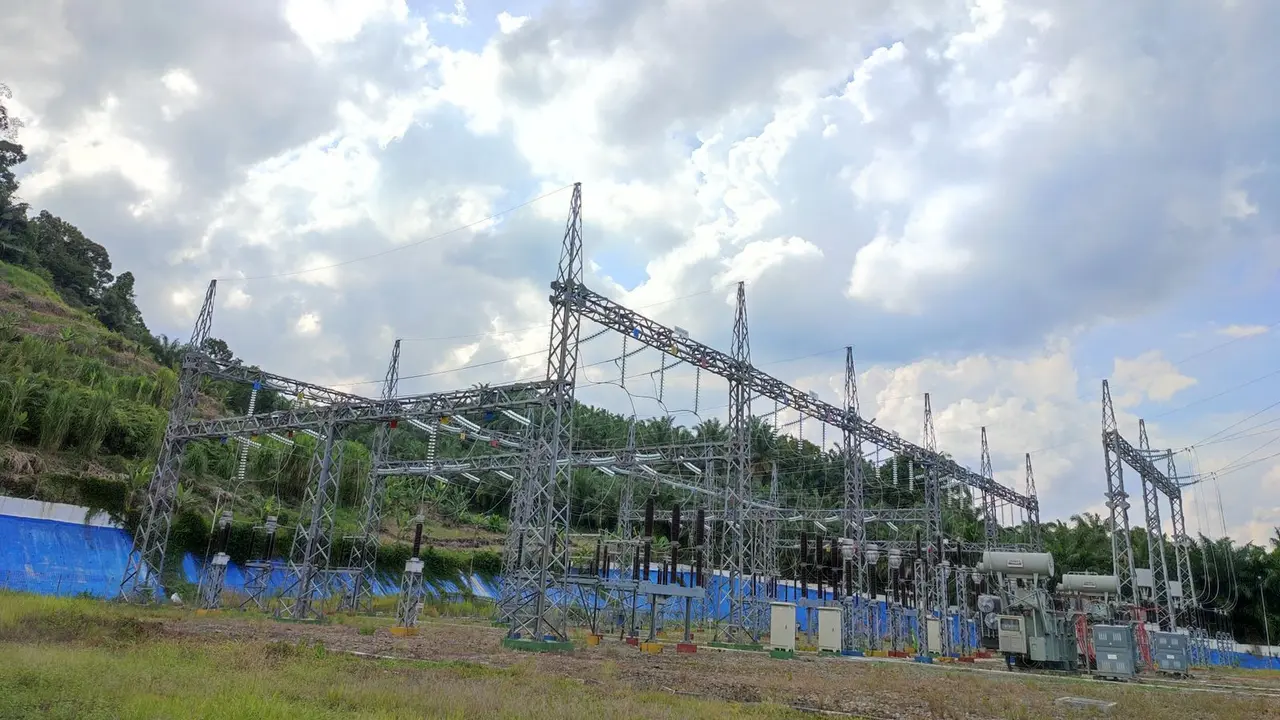 Gardu Induk (GI) PLN 150 kilo Volt (kV) Negeri Dolok Bay Trafo TD 1 sebesar 30 Mega Volt Ampere (MVA)