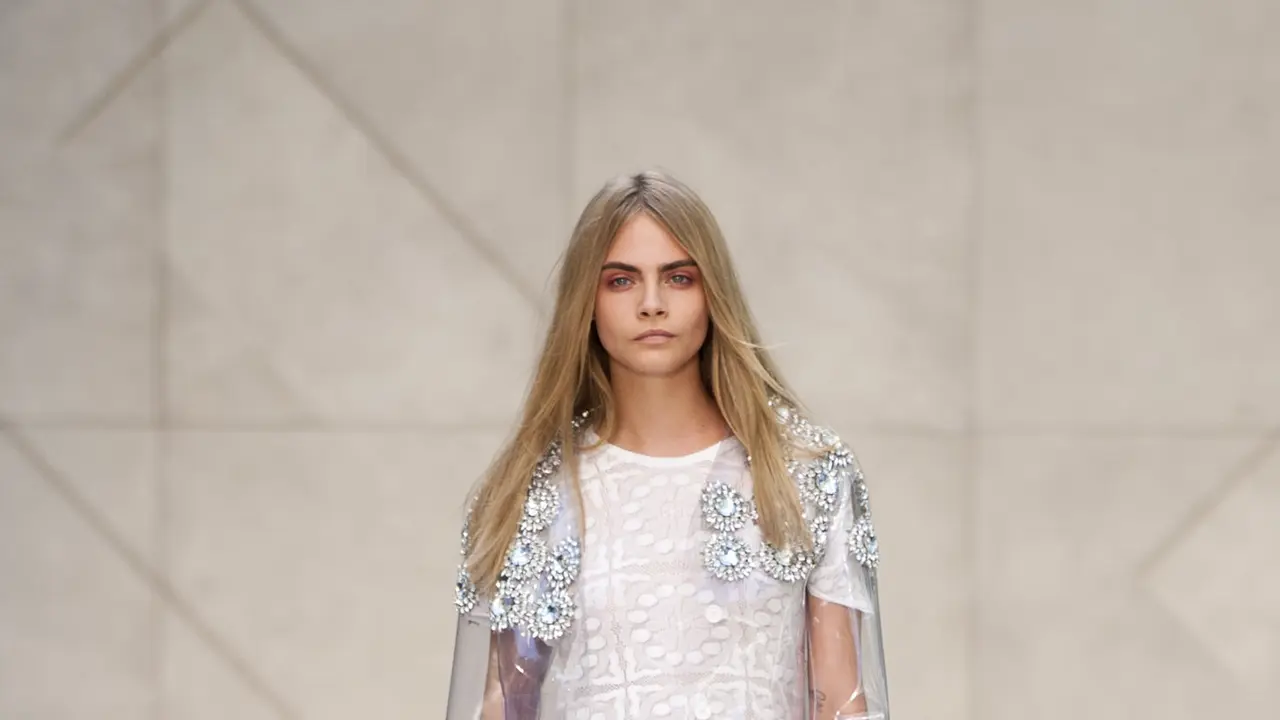[Bintang] Cara Delevingne
