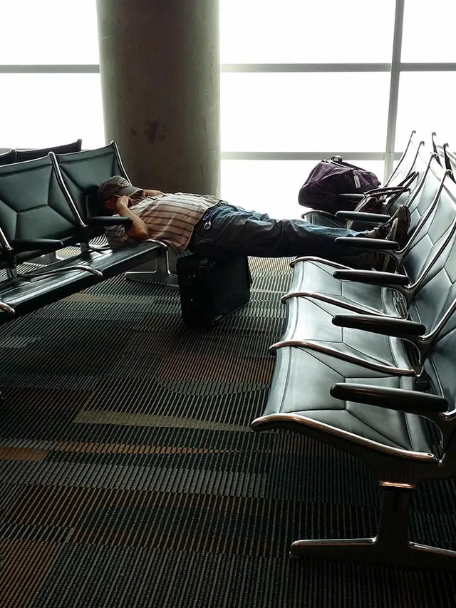 pose tidur kocak