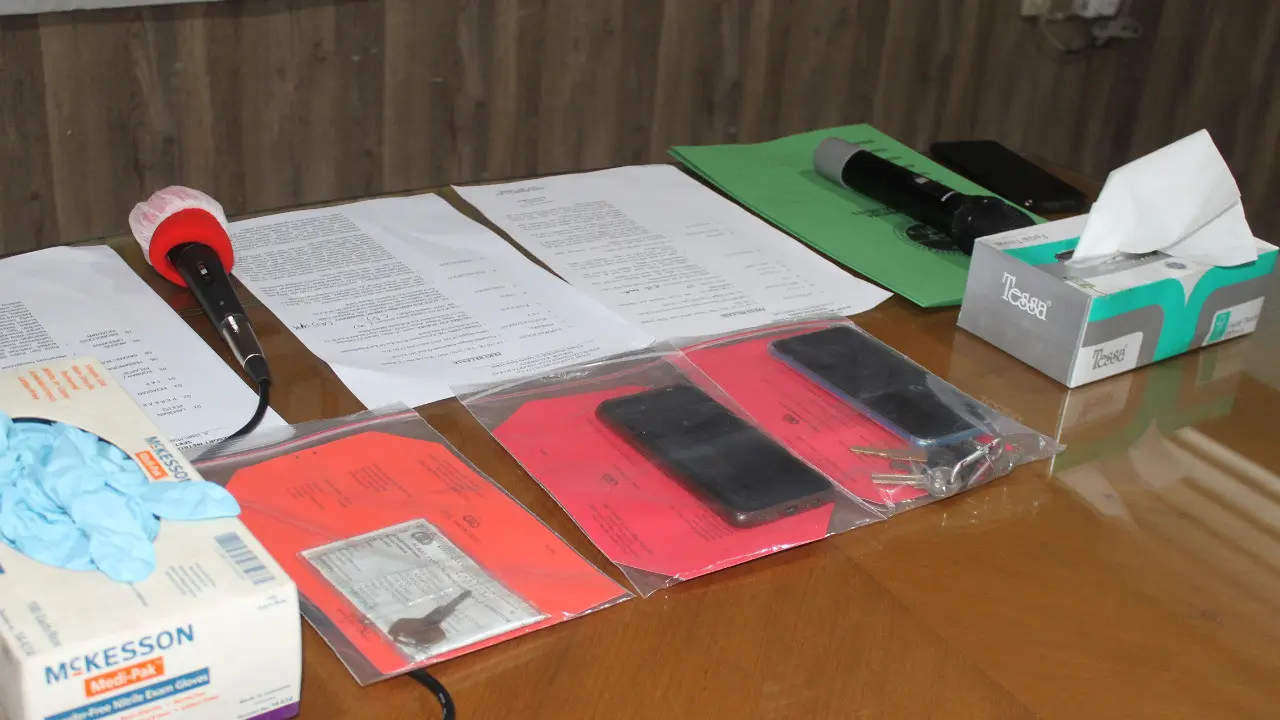 Barang bukti yang diamankan dalam kasus pencurian truk ini. (dok Polres Jakbar)