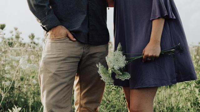 Ilustrasi Relationship