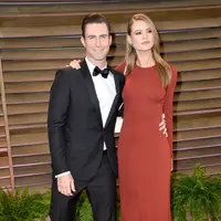 Kedatangan Dusty Rose Levine nampaknya semakin menghangatkan suasana kehidupan Adam Levine dan Behati Prinsloo. Keduanya nampak berbahagia dan selalu mengungkapkan dengan berbagai cara. (AFP/Bintang.com)