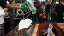 Wakil Ketua DPRD DKI Jakarta dari Fraksi Golkar meninggal dunia karena kanker tulang yang telah lama diderita (Liputan6.com/Rini Suhartini)