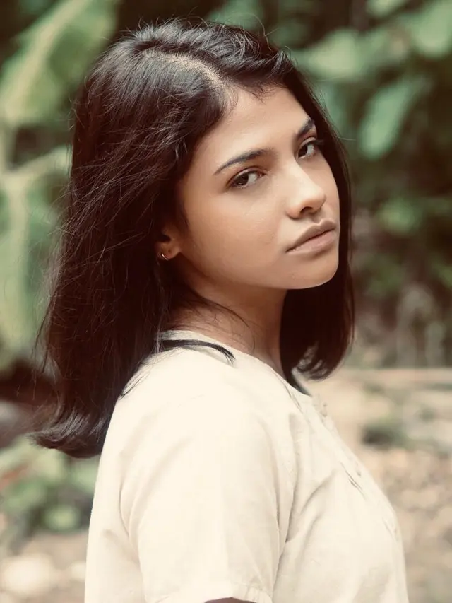 6 Potret Sara Fajira Tanpa Makeup, Bikin Pangling