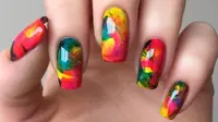 Nail art warna-warni. (Instagram/mynails_forfun).
