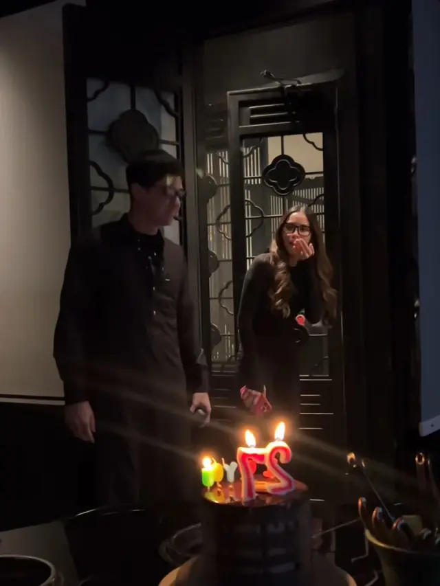 Potret Ulang Tahun Alyssa Daguise ke-27 Pancaran Aura Cantik Effortless. [@diandramarsha]