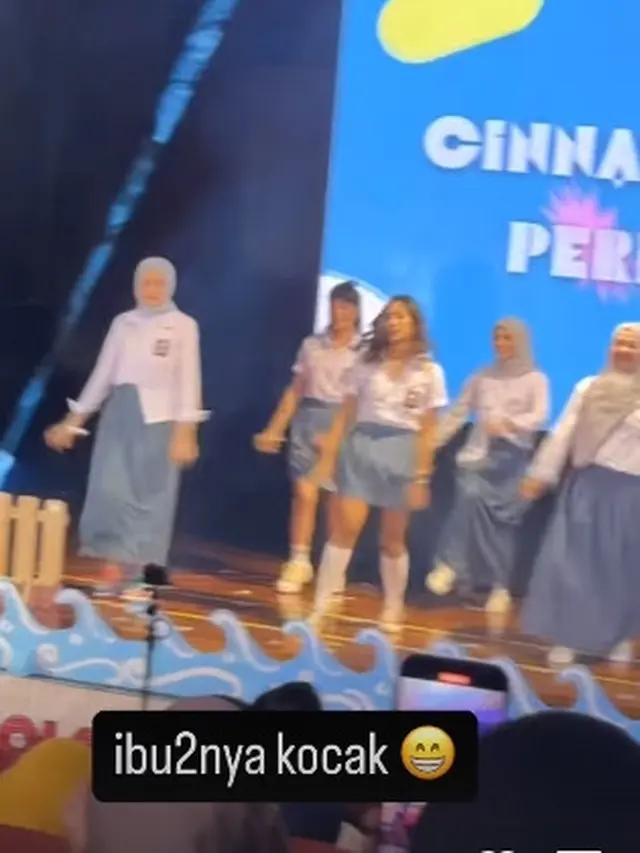 7 Potret Paula Verhoeven dan Baim Wong di Acara Kelulusan Sekolah Kiano