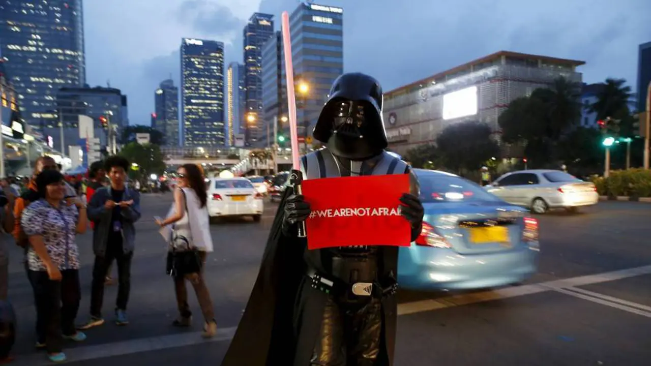 Bom Sarinah, 'Darth Vader' Ikut Aksi #KamiTidakTakut