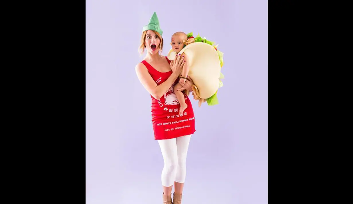 Kostum Halloween yang satu ini sang bayi jadi makanan sejenis hamburger (Istimewa) 