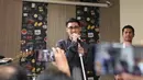 "Ini kesempatan yang nggak sering terjadi, jadi saya apreciate banget karena fans saya lebih pengen yang intimate gini," ucap Afgan saat konferensi pers. (Nurwahyunan/Bintang.com)