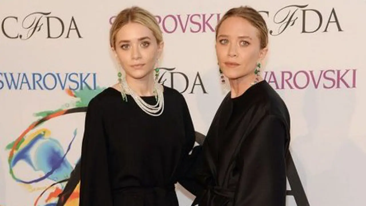 Si Kembar Mary & Ashley Olsen Menangkan Penghargaan