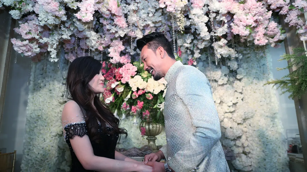 [Bintang] Denny Sumargo dan Dita Soedarjo