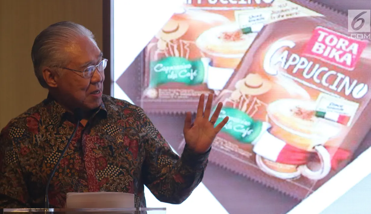 Menteri Perdagangan RI Enggartiasto Lukita memberi sambutan saat konferensi pers di Jakarta, Selasa (6/2). Pada 2018, Mayora tercatat telah mengekspor 1.000 kontainer Torabika Cappuccino. (Liputan6.com/Angga Yuniar)