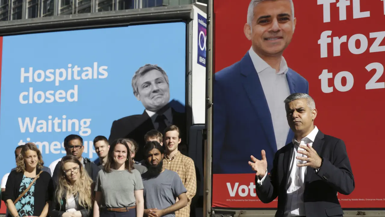 Walikota Muslim Pertama London Anak Sopir Bus dan Penjahit