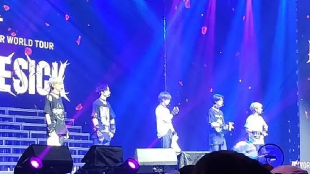 TXT (Foto: Zulfa Ayu Sundari)