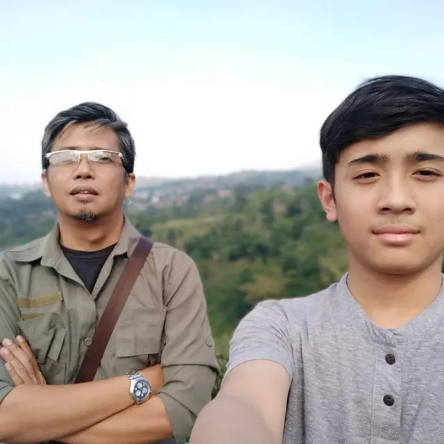 6 Potret Daffi Nugraha Anak Laki-laki Mulan Jameela, Makin Tampan