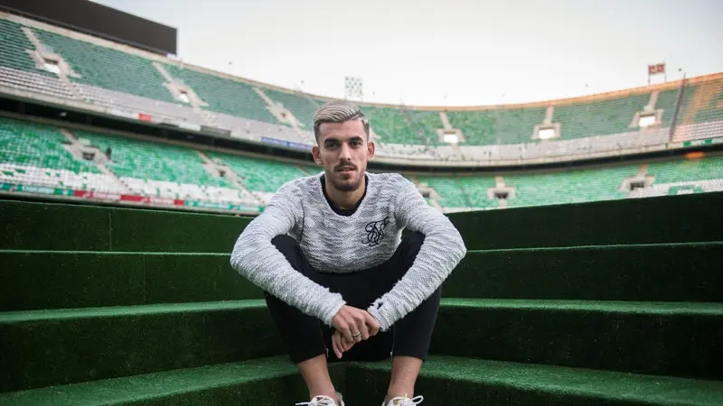 Gelandang muda Real Betis, Dani Ceballos, dikabarkan menjadi milik Real Madrid. 