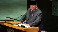 Presiden Prabowo juga mengungkap keprihatinan mendalam atas tragedi kemanusiaan di Gaza. Ia menyoroti ribuan korban jiwa, termasuk perempuan dan anak-anak, serta menyerukan dihentikannya kekerasan terhadap warga sipil. (AP Photo/Yuki Iwamura)