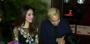 Ternyata Giring Nidji dan keluarga sangat menantikan film Captain America: Civil War. Sudah membaca komiknya, Giring dan anaknya, Zidane sangat antusias dengan cerita film dari Marvel ini.