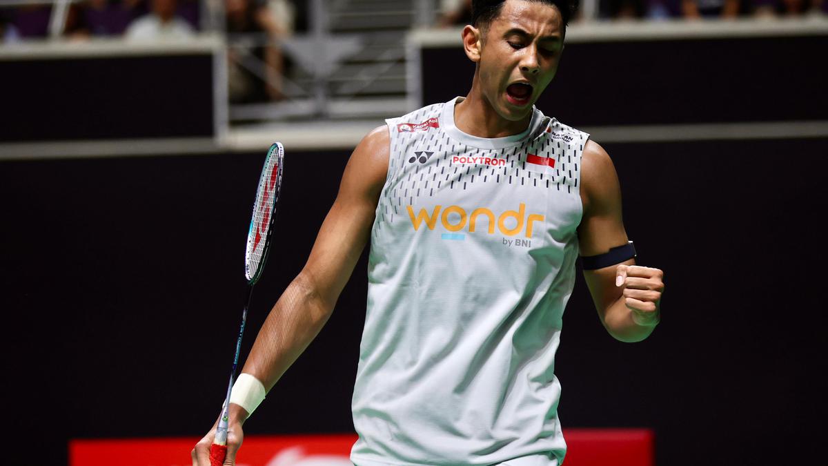 Alwi Farhan Bikin Kejutan, Singkirkan Juara Dunia Shi Yu Qi di Singapore Open 2026