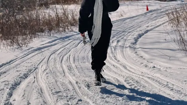 Liburan Gisel ke Jepang, potret memikat di tengah salju. (credit: instagram.com/gisel_la)