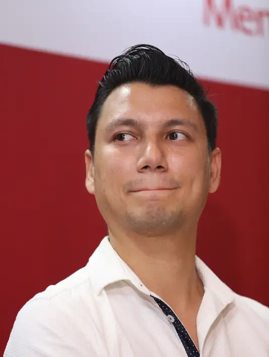 Christian Sugiono mengaku hingga kini sang buah hati masih tidur bersamanya dan Titi Kamal lantaran Juna masih kecil (2 tahun). Meski begitu, ayah tampan yang satu ini telah menyiapkan kamar tidur untuk anaknya. (Andy Masela/Bintang.com)