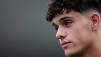 Dua Klub Liga Primer Berebut Bek Muda Barcelona