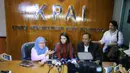 "Karena saya udah 4 bulan nggak ketemu anak. Terakhir 25 Maret, yang penting ketemu dulu, dan kita akan masih menunggu keputusan sidang pada 15 Agustus," pungkas Tsania Marwa. (Adrian Putra/Bintang.com)