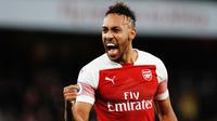 3. Pierre-Emerick Aubameyang (Arsenal) - 17 Gol (3 Penalti). (AFP/Adrian Dennis)