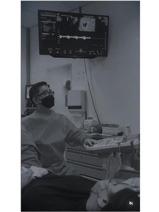 Sudah Gelar Gender Reveal, Ini 6 Potret Angel Pieters Umumkan Kehamilan Pertama