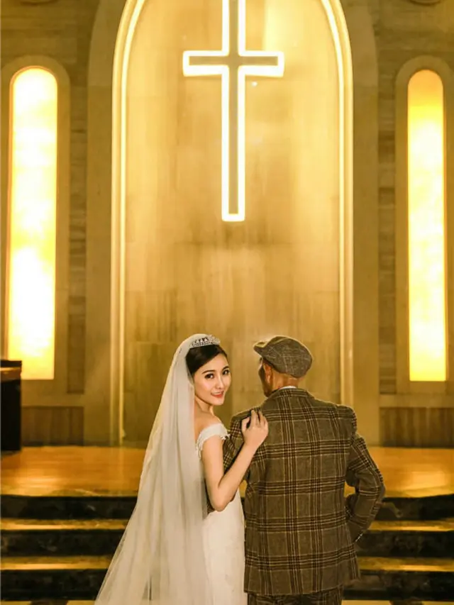 [Bintang] Foto Pernikahan