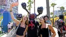 Cosplayer di Comic-Con San Diego tampil dengan dandanan sebagai Venom. (Denis Poroy/Invision/AP)